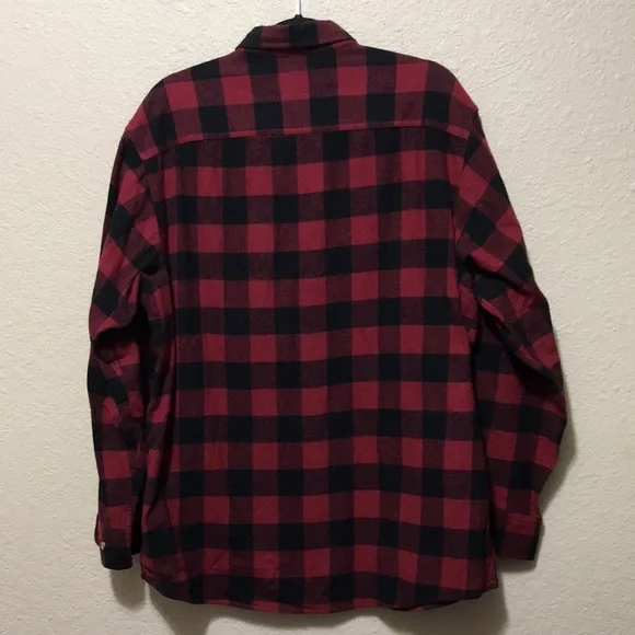 Hobbs Creek Men's Red & Black Buffalo Print Flannel. Good Condition. Size XL. - Picture 6 of 12